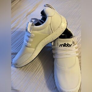 Snibbs spacecloud white lace‎ up sneakers size 9
